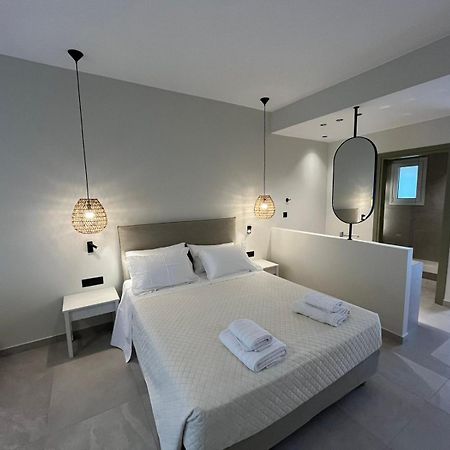 Mediterranean Sea Top Floor Palaiochora Eksteriør billede