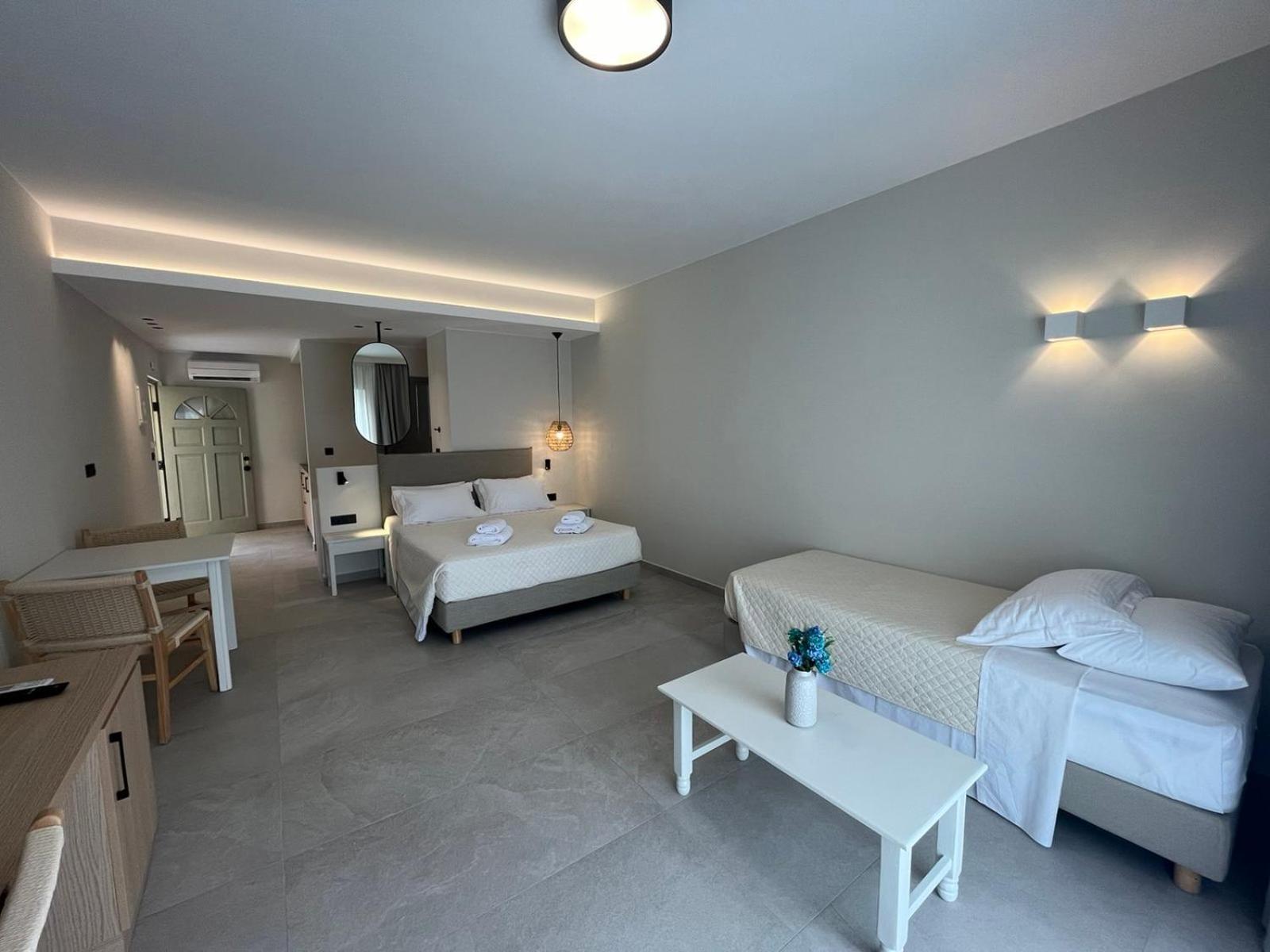 Mediterranean Sea Top Floor Palaiochora Eksteriør billede
