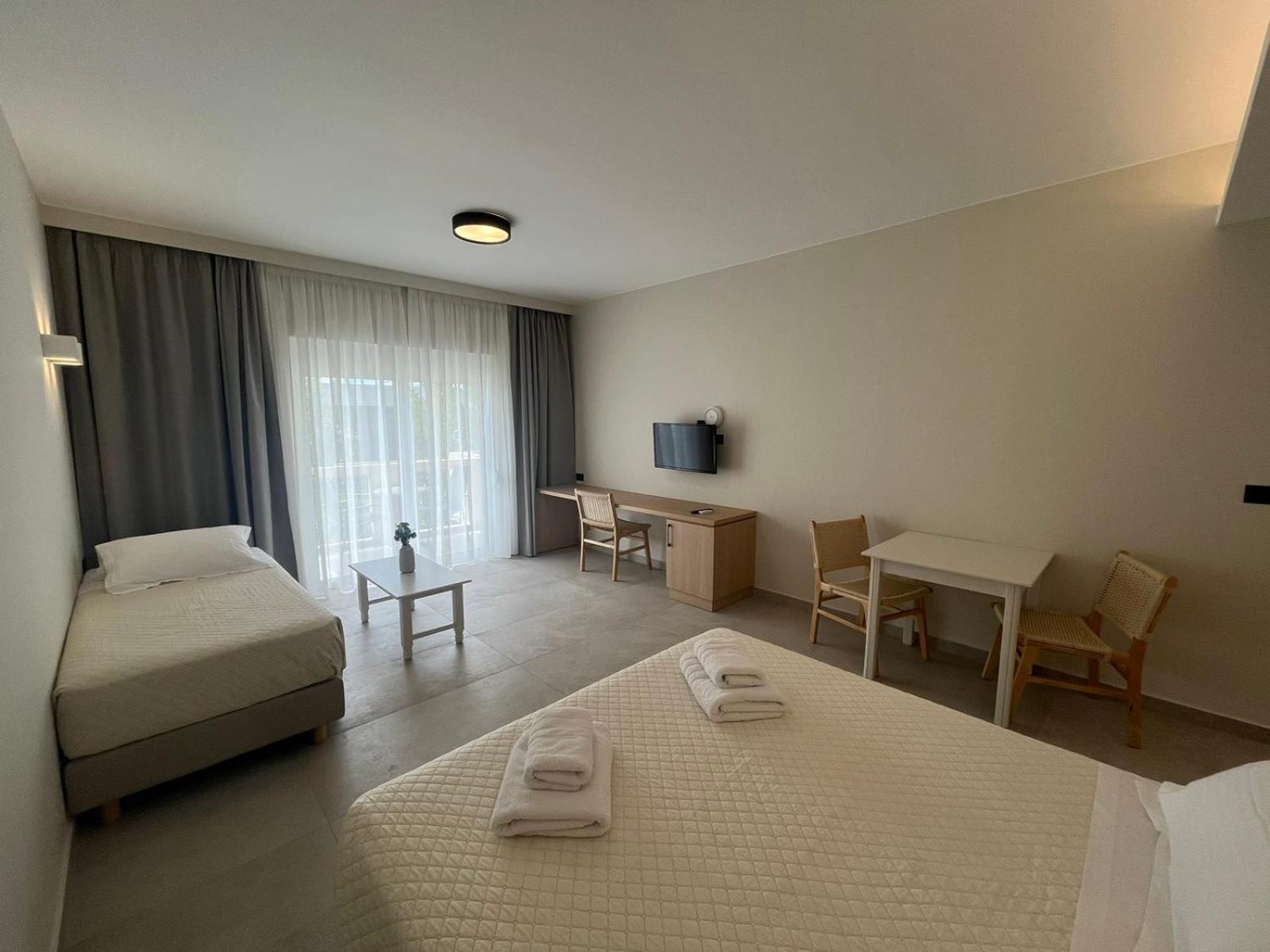 Mediterranean Sea Top Floor Palaiochora Eksteriør billede