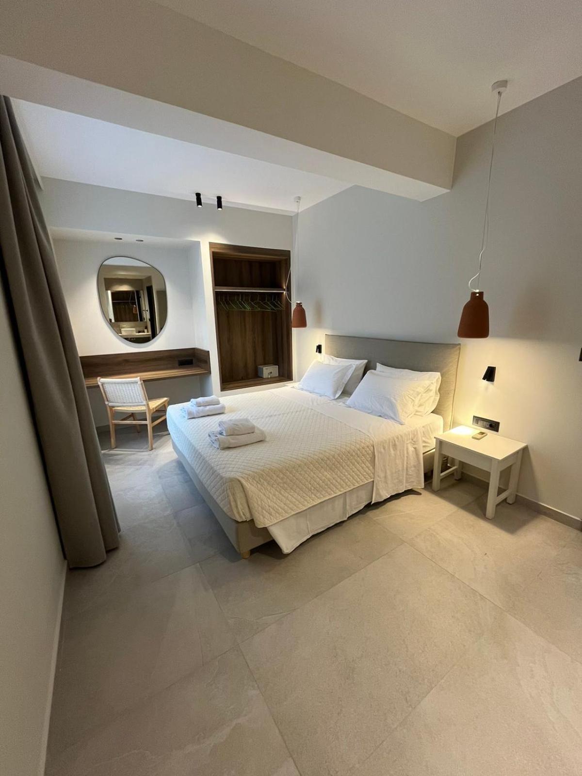 Mediterranean Sea Top Floor Palaiochora Eksteriør billede