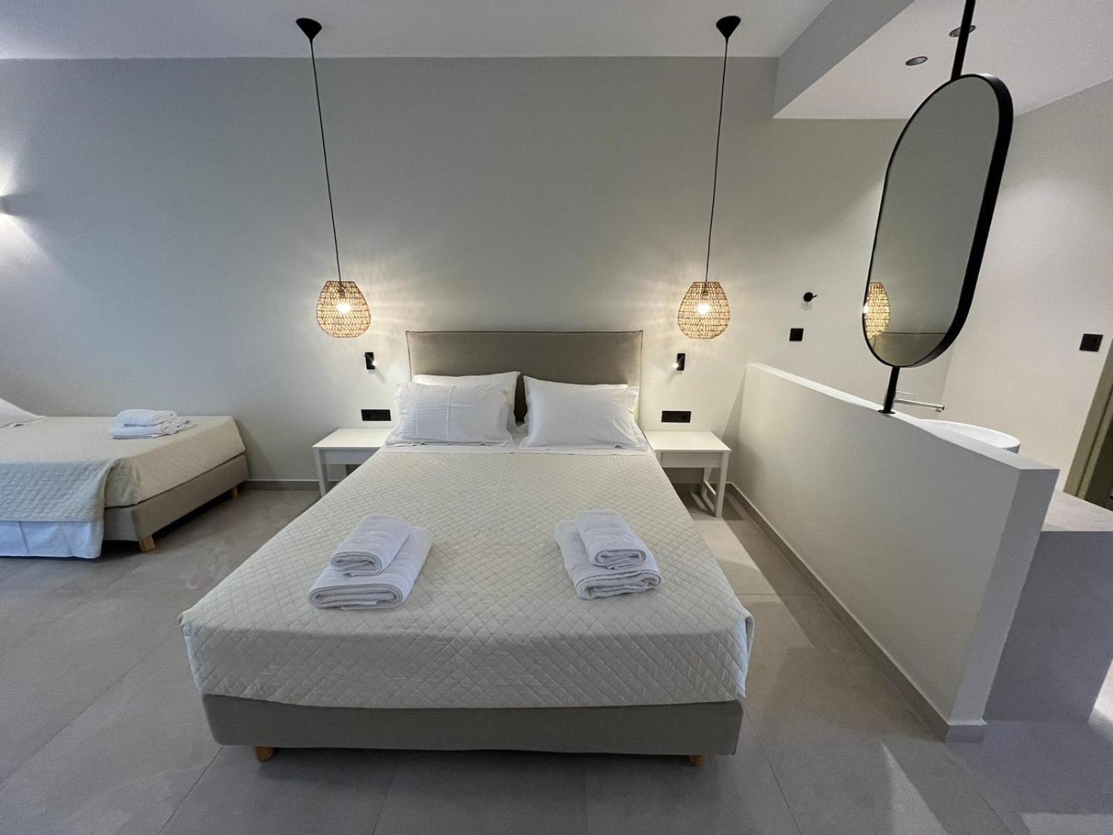 Mediterranean Sea Top Floor Palaiochora Eksteriør billede