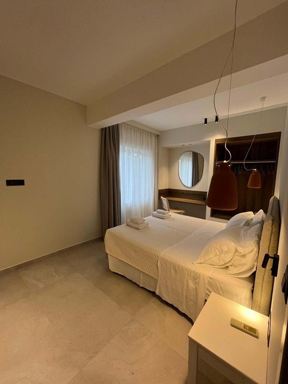 Mediterranean Sea Top Floor Palaiochora Eksteriør billede