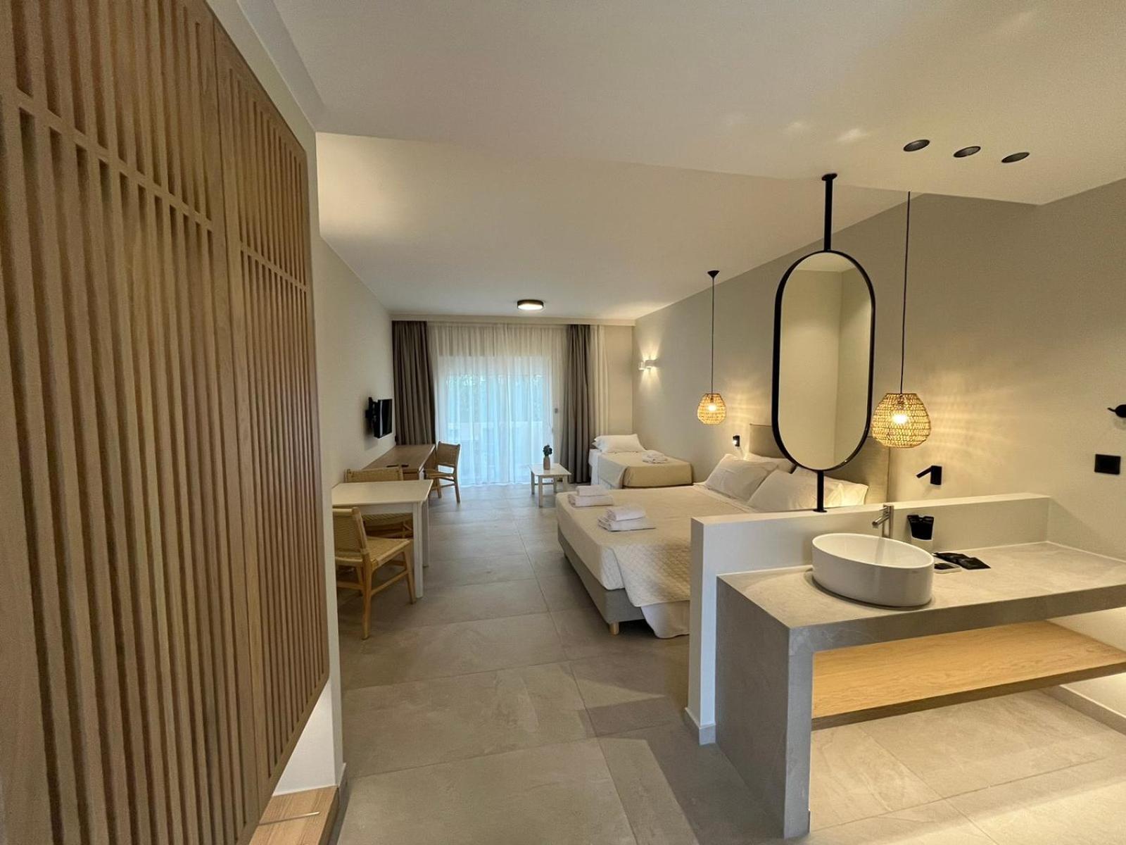 Mediterranean Sea Top Floor Palaiochora Eksteriør billede